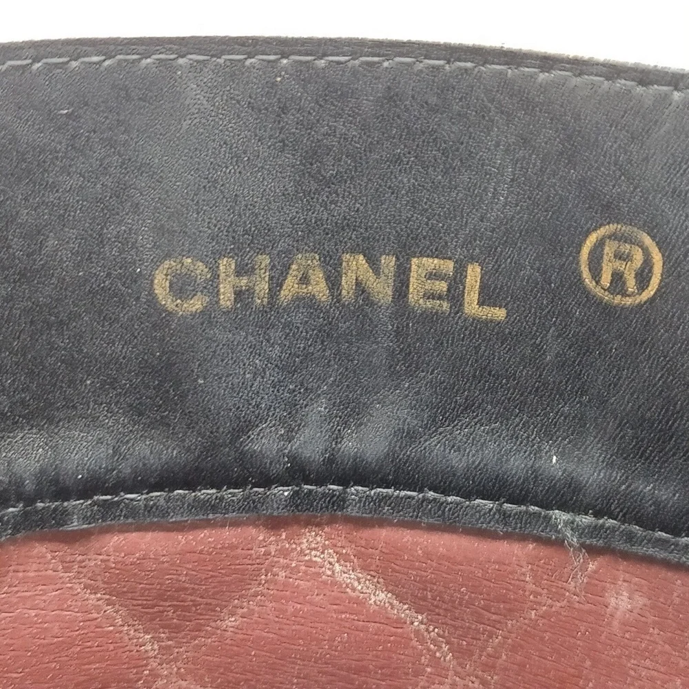 Chanel Black Lamb Skin Hand Bag - Picture 7 of 9